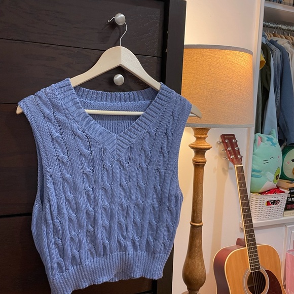 BLUE KNITTED SWEATER VEST - Picture 1 of 2
